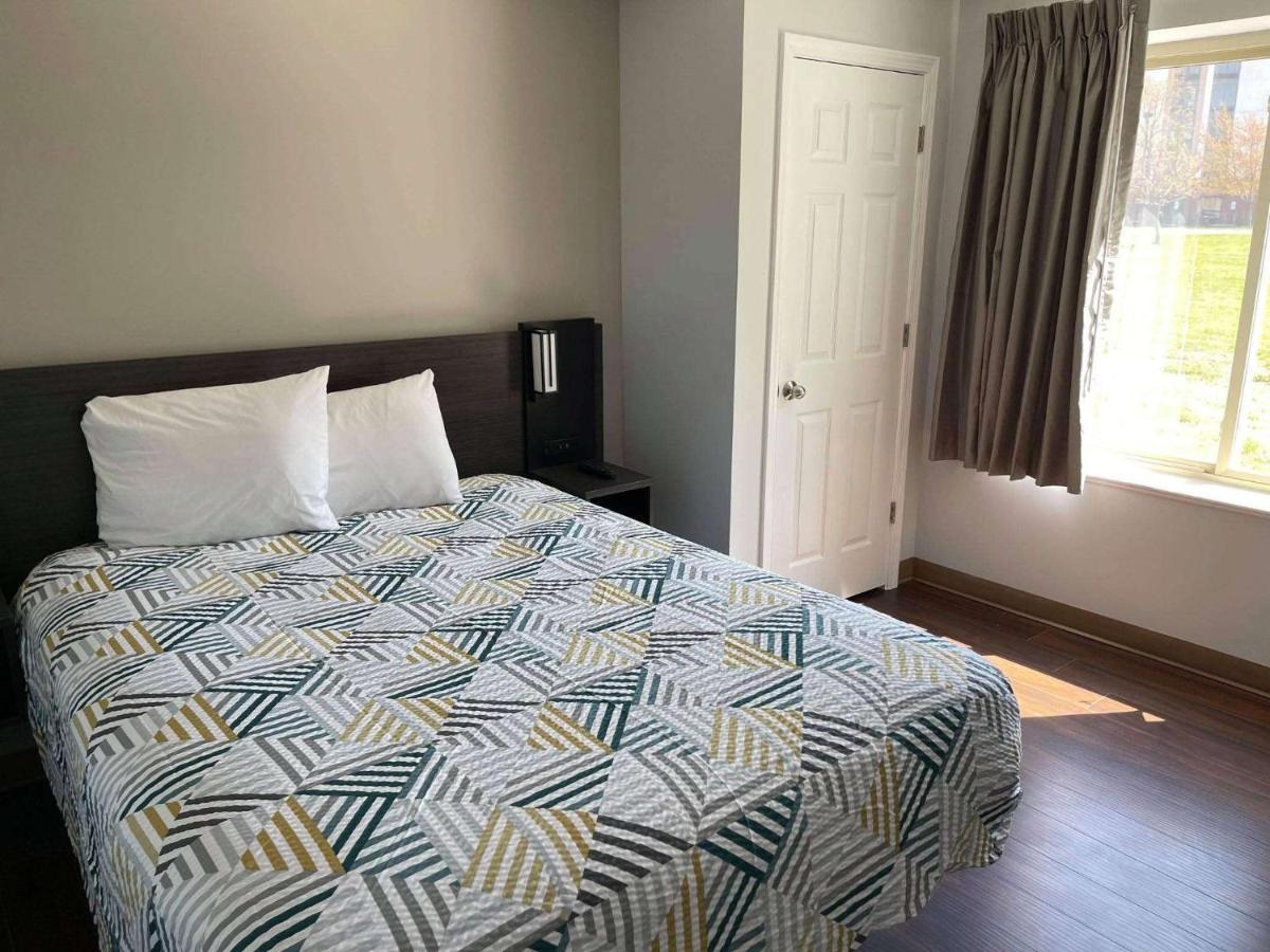 Peoria, IL Hotel Bagian luar foto